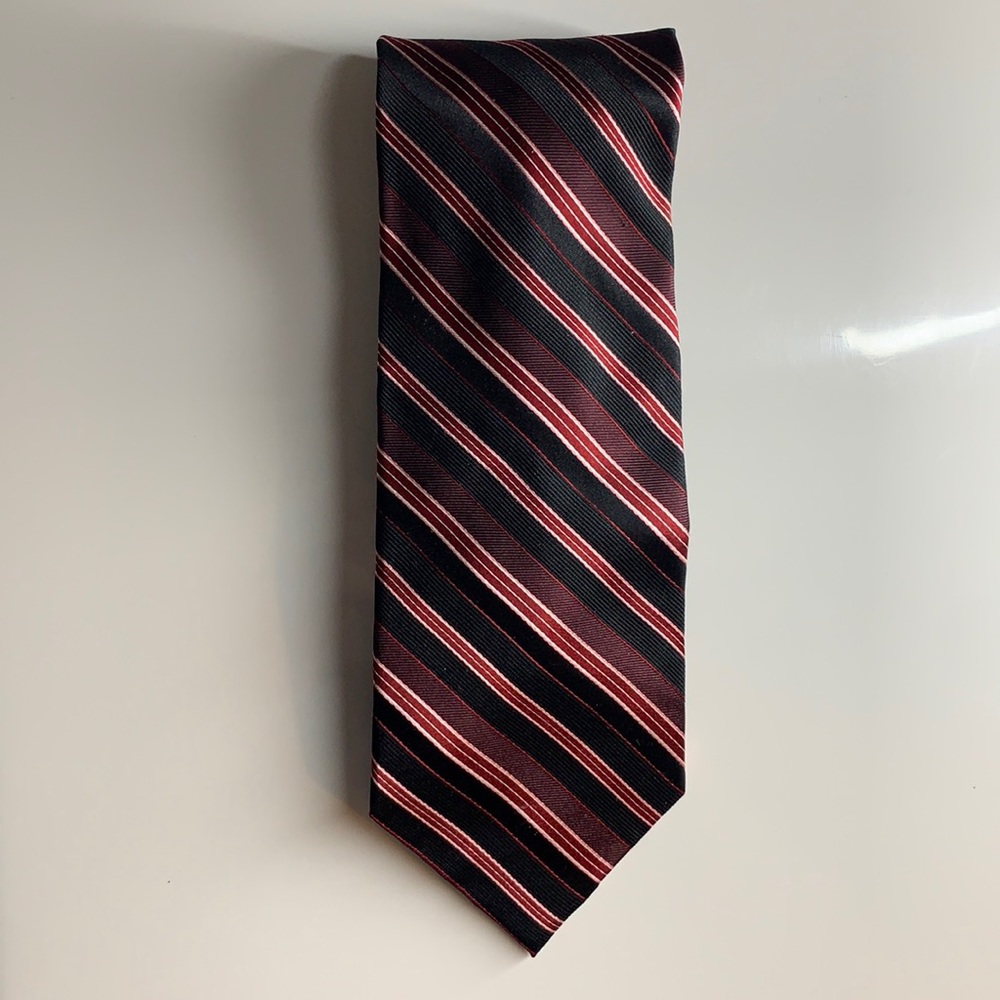 Pronto Uomo red & black silk tie